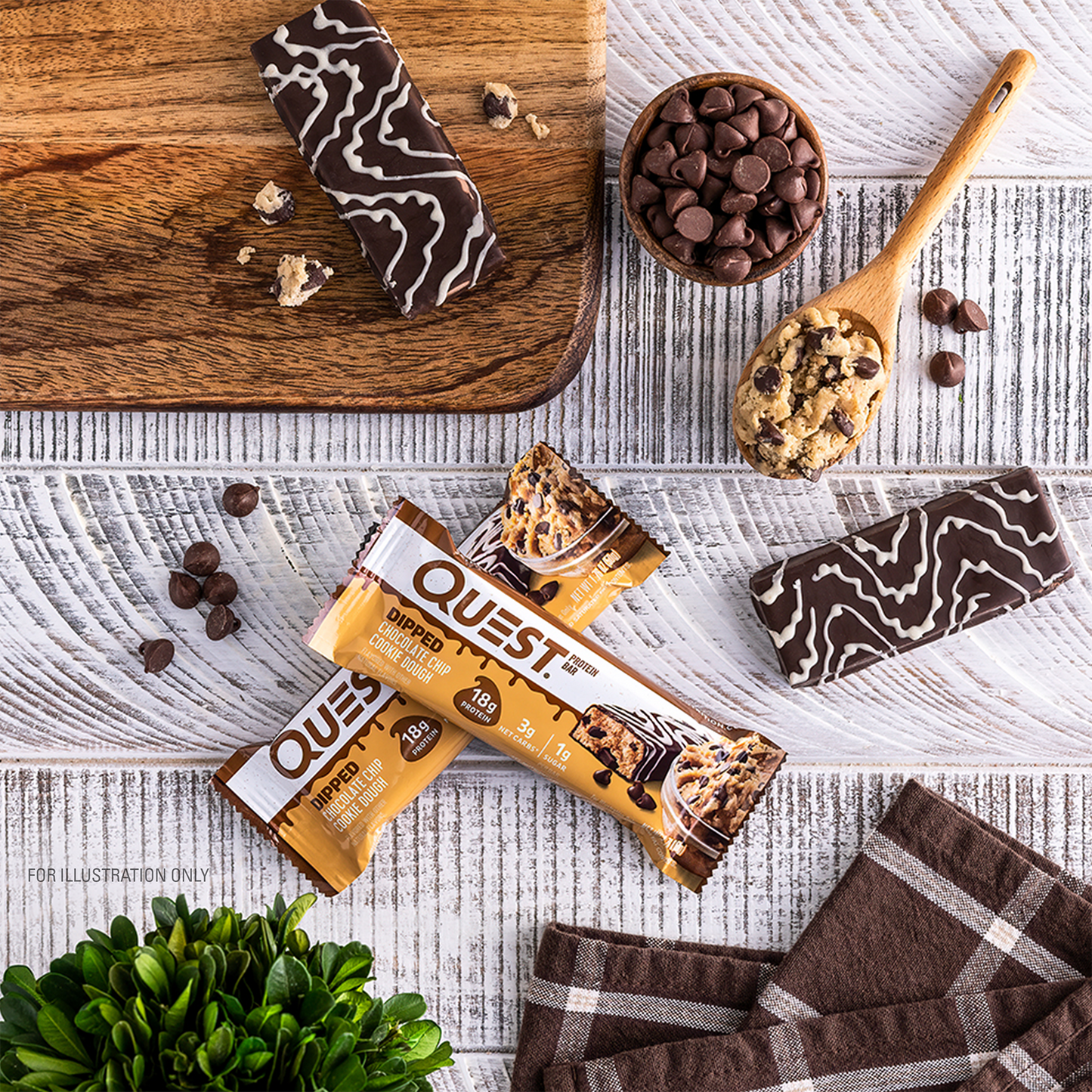 dipped-chocolate-chip-cookie-dough-protein-bar-e7 qst-012268_dipped-chocolate-chip-cookie-dough-protein-bar_7.png