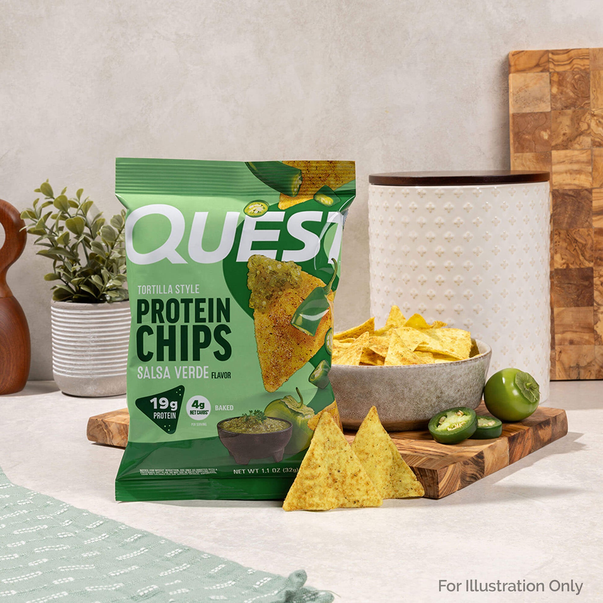 salsa-verde-tortilla-style-protein-chips-g9 qst-016419-salsa-verde-tortilla-style-protein-chips_5.jpg